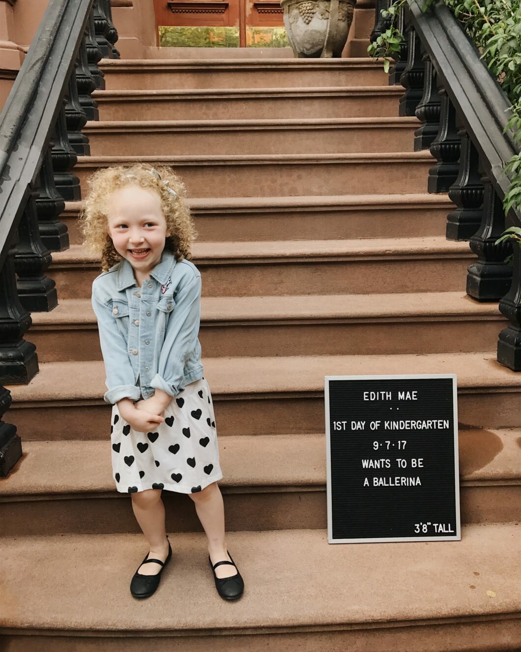 back to school photo | first day of school | letterboard ideas